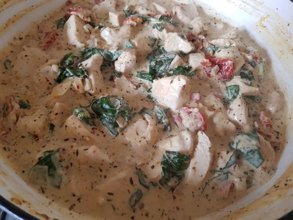chicken with cream and sundried tomatoes
